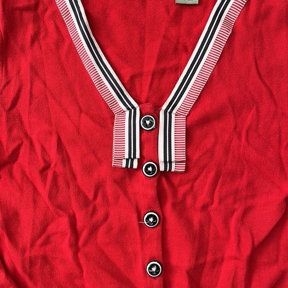 Anthropologie red cardigan size medium - Picture 2 of 4